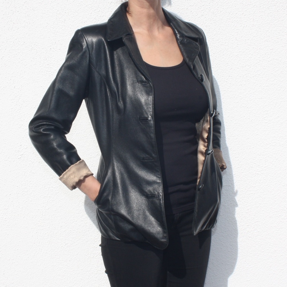 Leather jacket - Picture 5 of 7